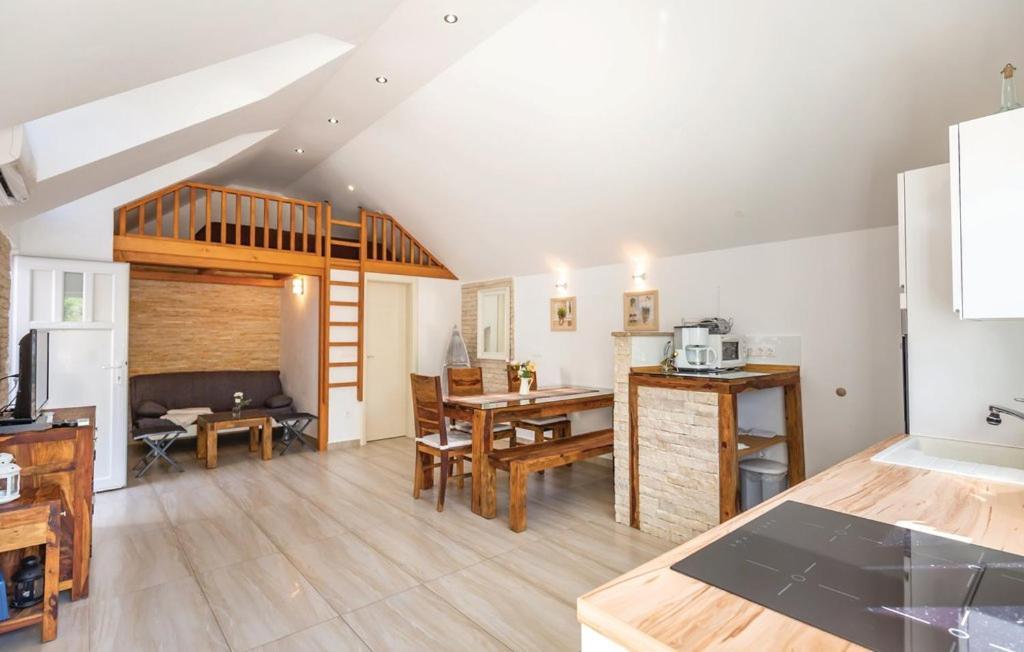 Villa Kristina - Ferienhaus Baska Voda - Topici, Private Outdoor Swimmingpool, Wifi 외부 사진