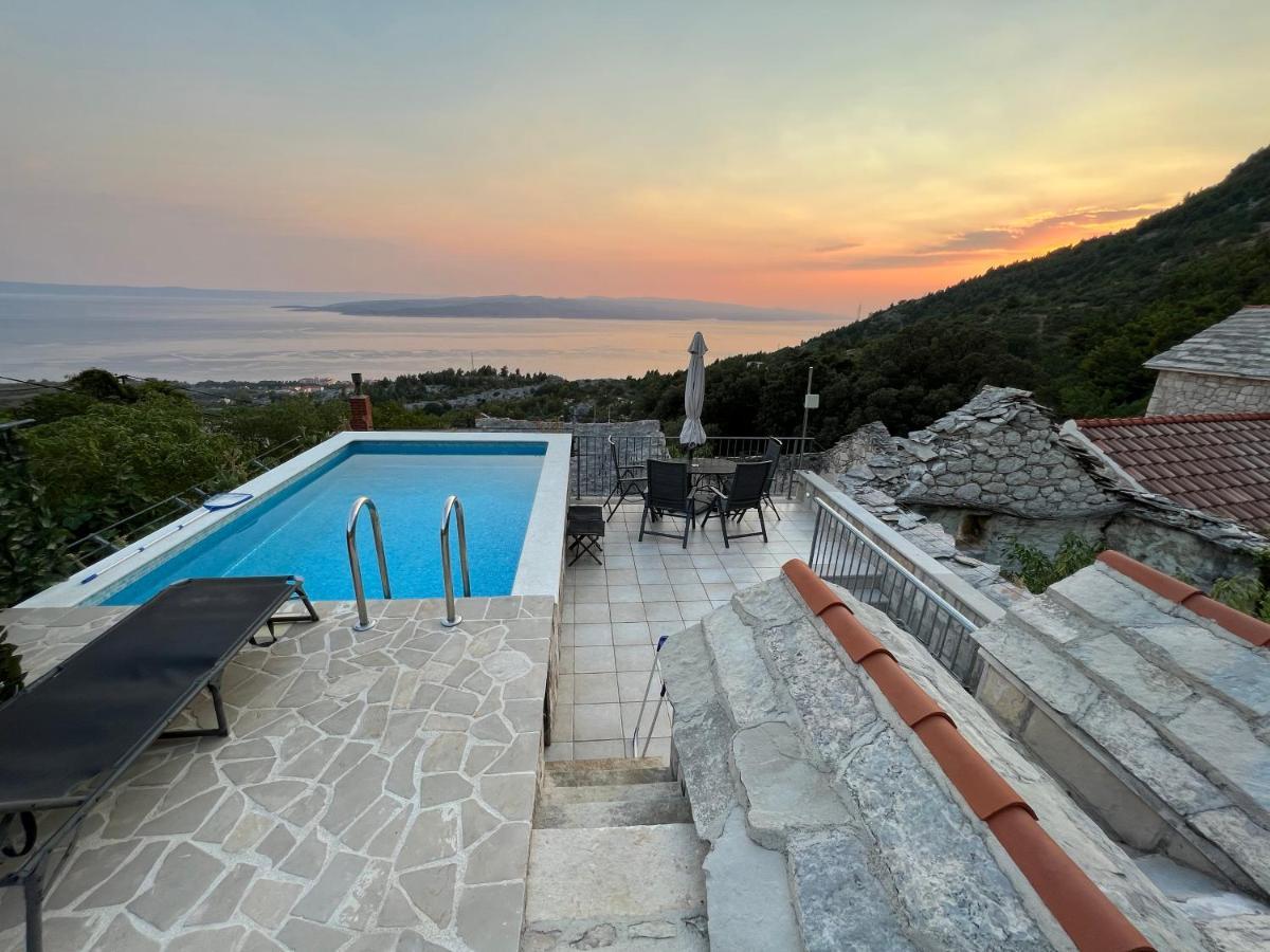 Villa Kristina - Ferienhaus Baska Voda - Topici, Private Outdoor Swimmingpool, Wifi 외부 사진